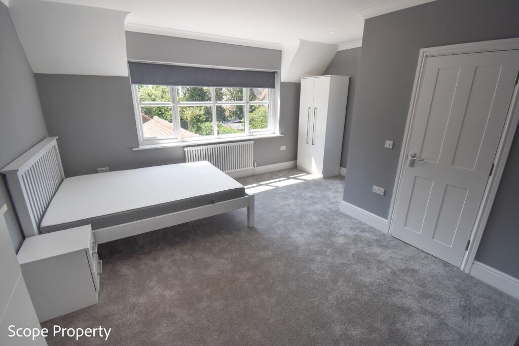 Main image of property: Room 5, Shinfield Road, Reading, RG2