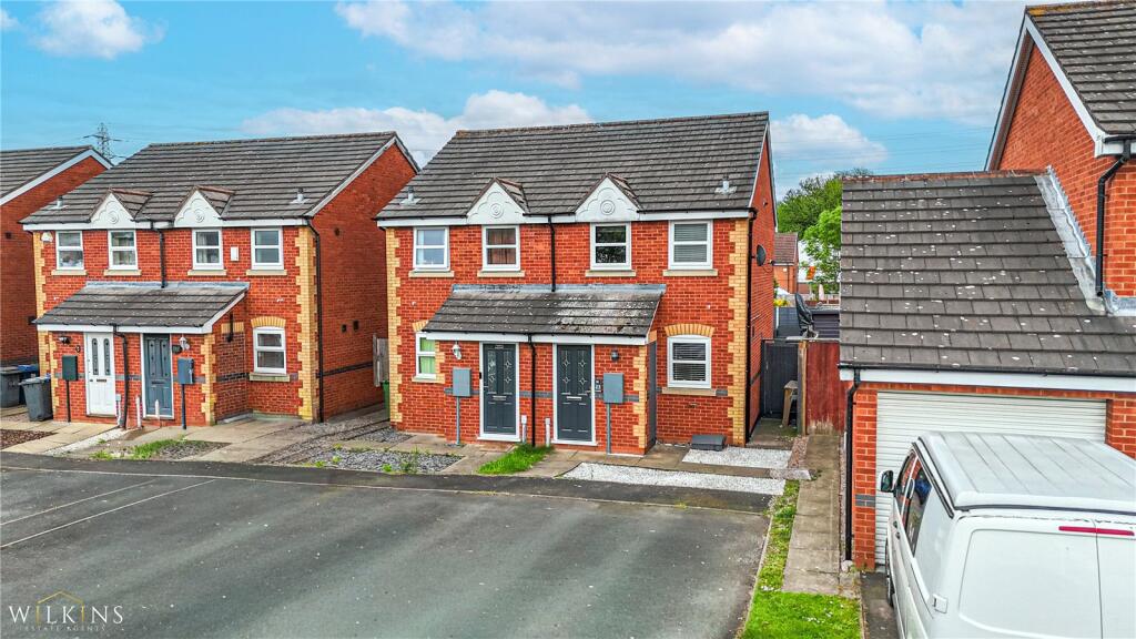 Celandine, Tamworth, Staffordshire, B77