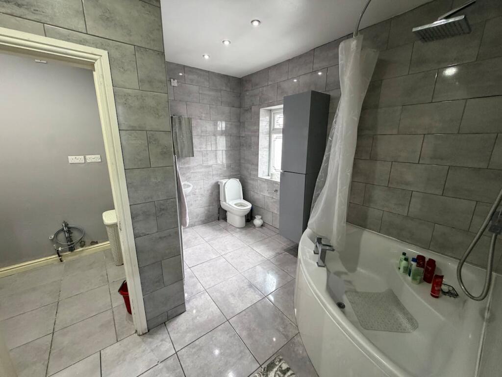 Additional image 6 of 536 Stratford Road, Birmingham, B11 4AJ