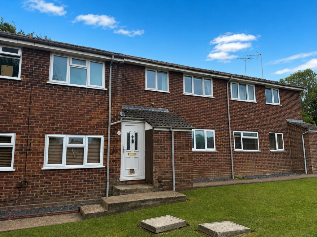 Main image of property: Meadow Gardens, Buckingham, MK18 1BJ
