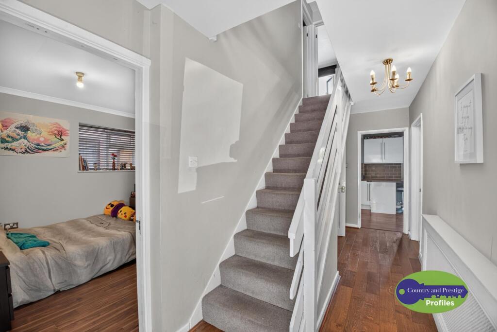 House in Hinckley and Bosworth, Tilton, Burbage - More
