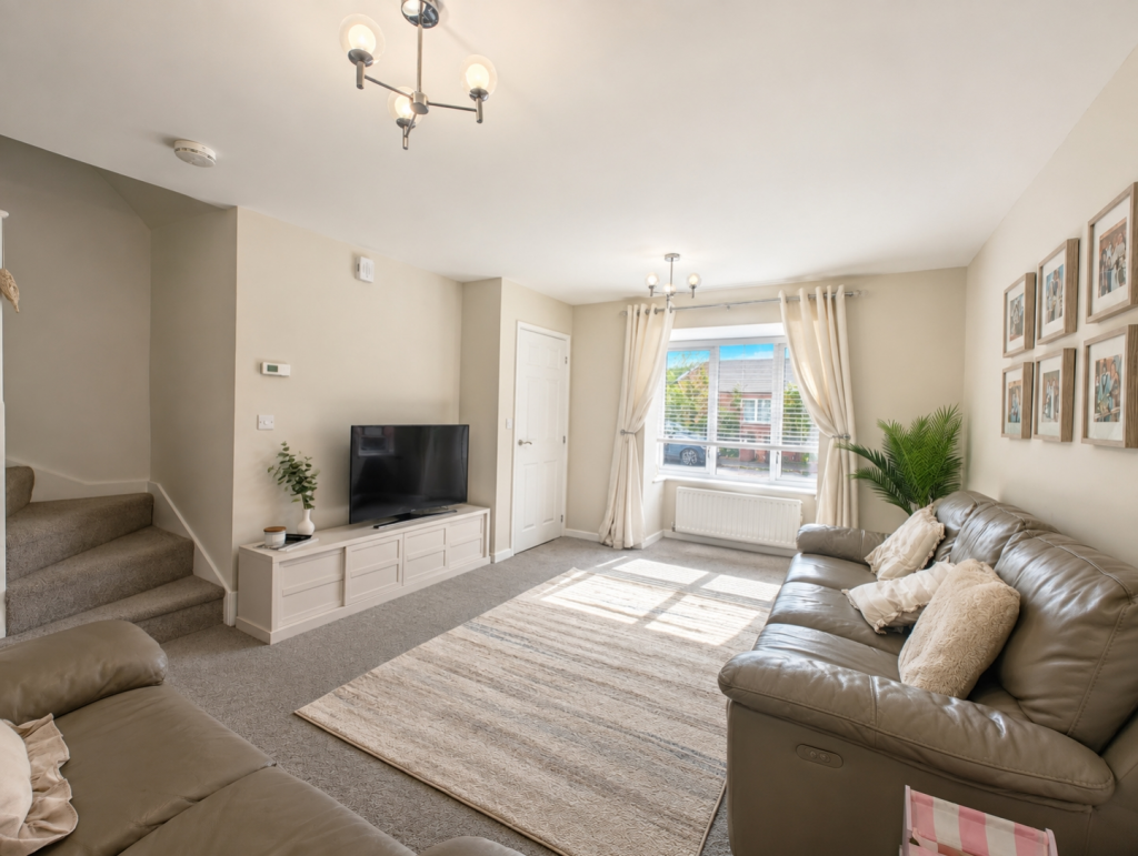 House in Wolverhampton, Old Heath - View 3