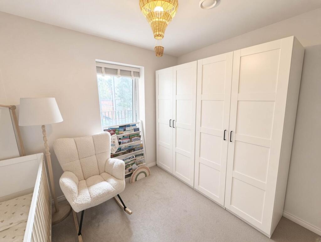 Apartment in Hertsmere, Elstree and Borehamwood - View 5