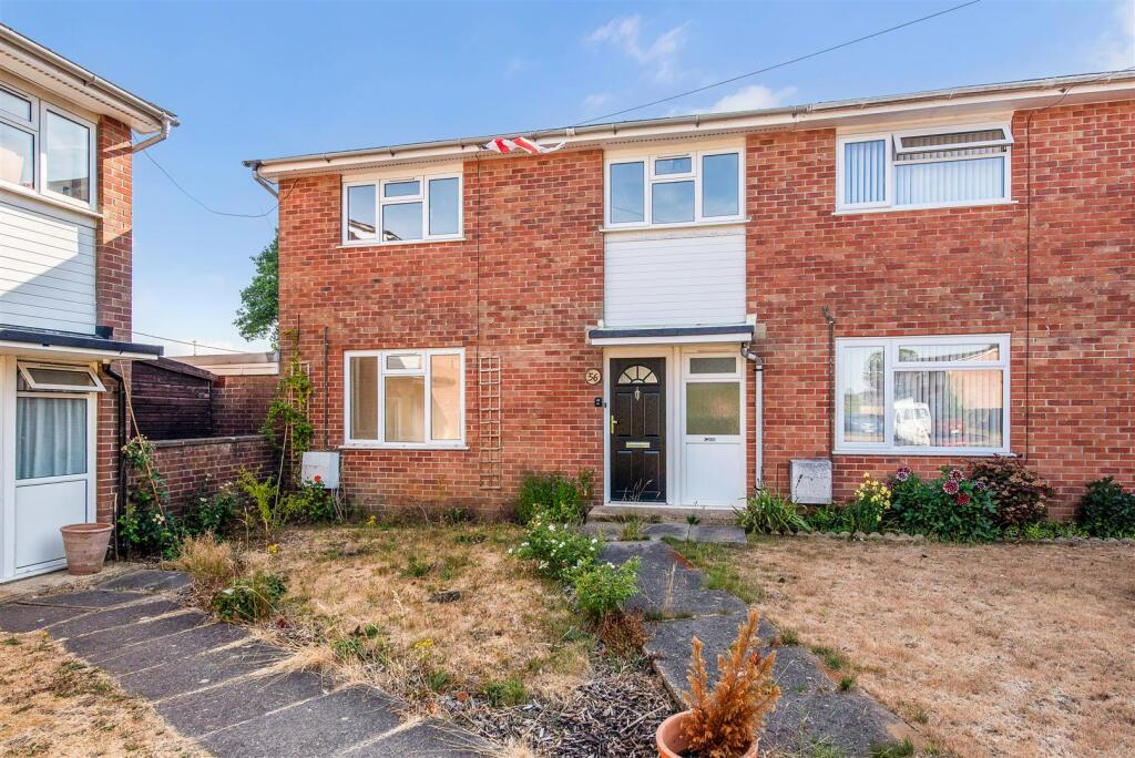 Main image of property: Pond Close, Overton, Basingstoke