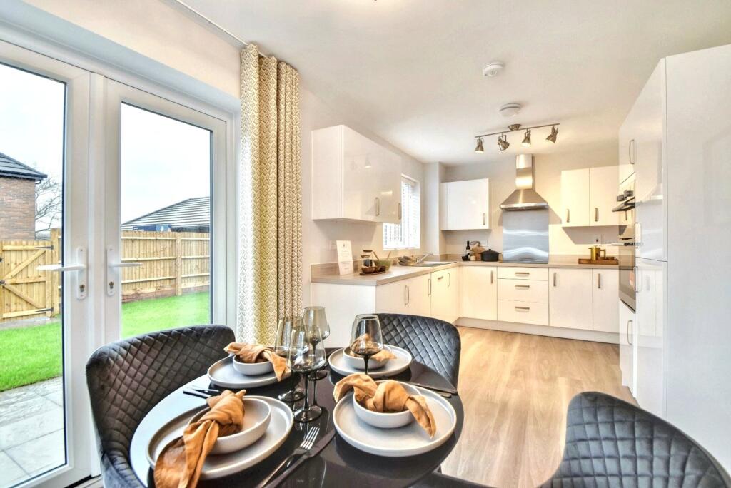House in Worcester - View 2