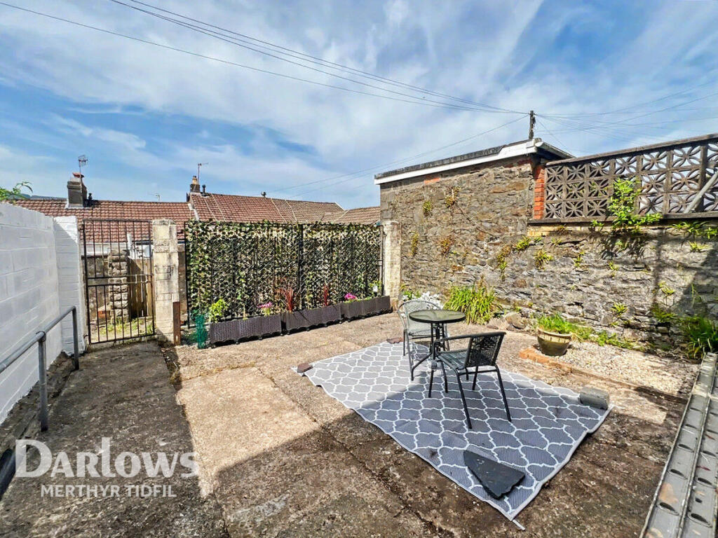 Somerset Place, Merthyr Tydfil photo 4