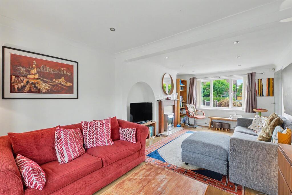 House in Nottingham - View 5