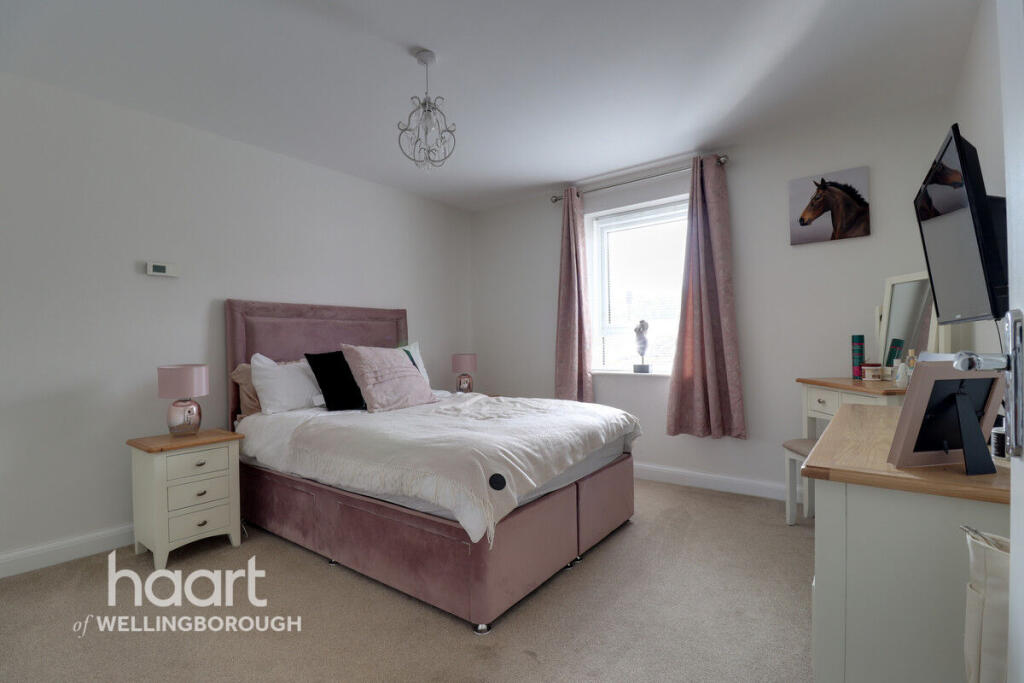 Bunnet Road, Wellingborough photo 4