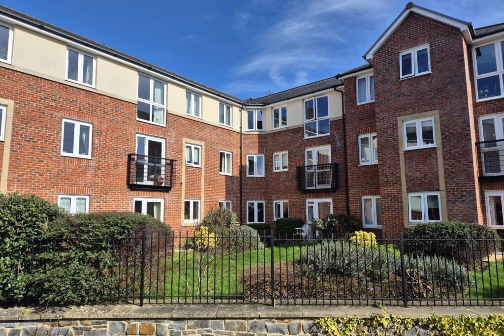 Main image of property: Coleridge Vale Road North, Clevedon, North Somerset, BS21