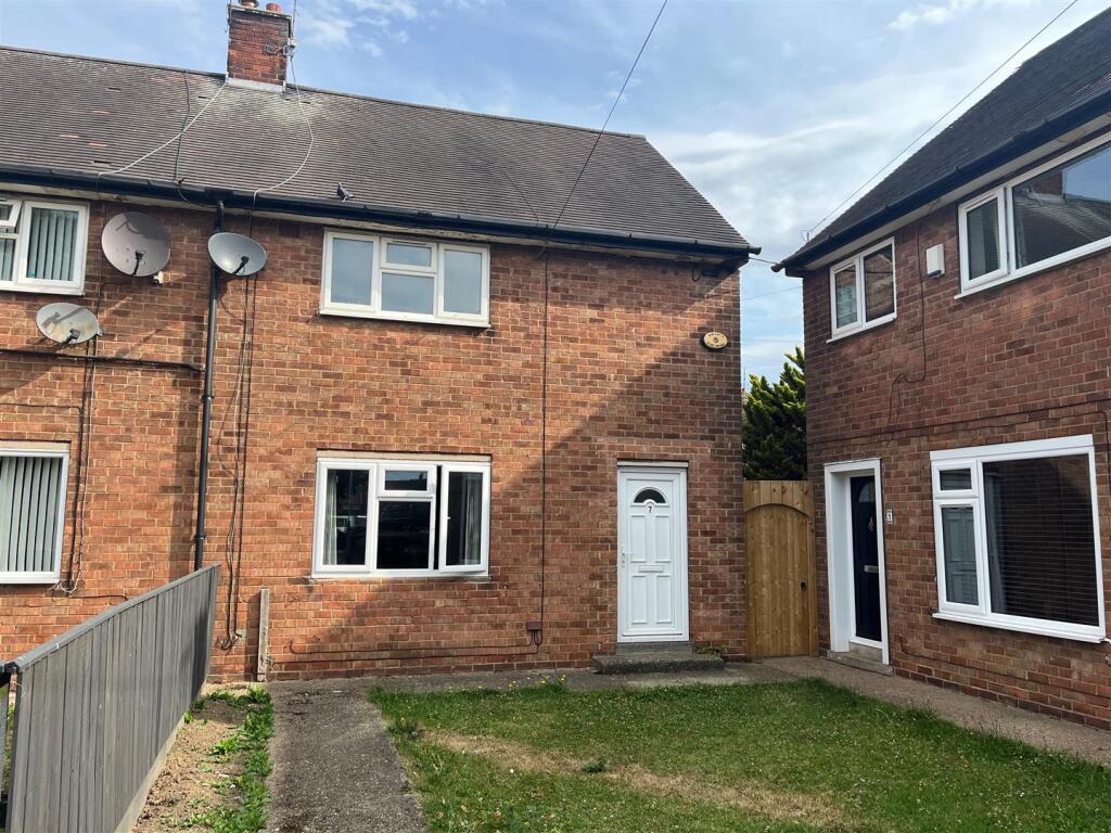 Main image of property: Romford Grove, Hull