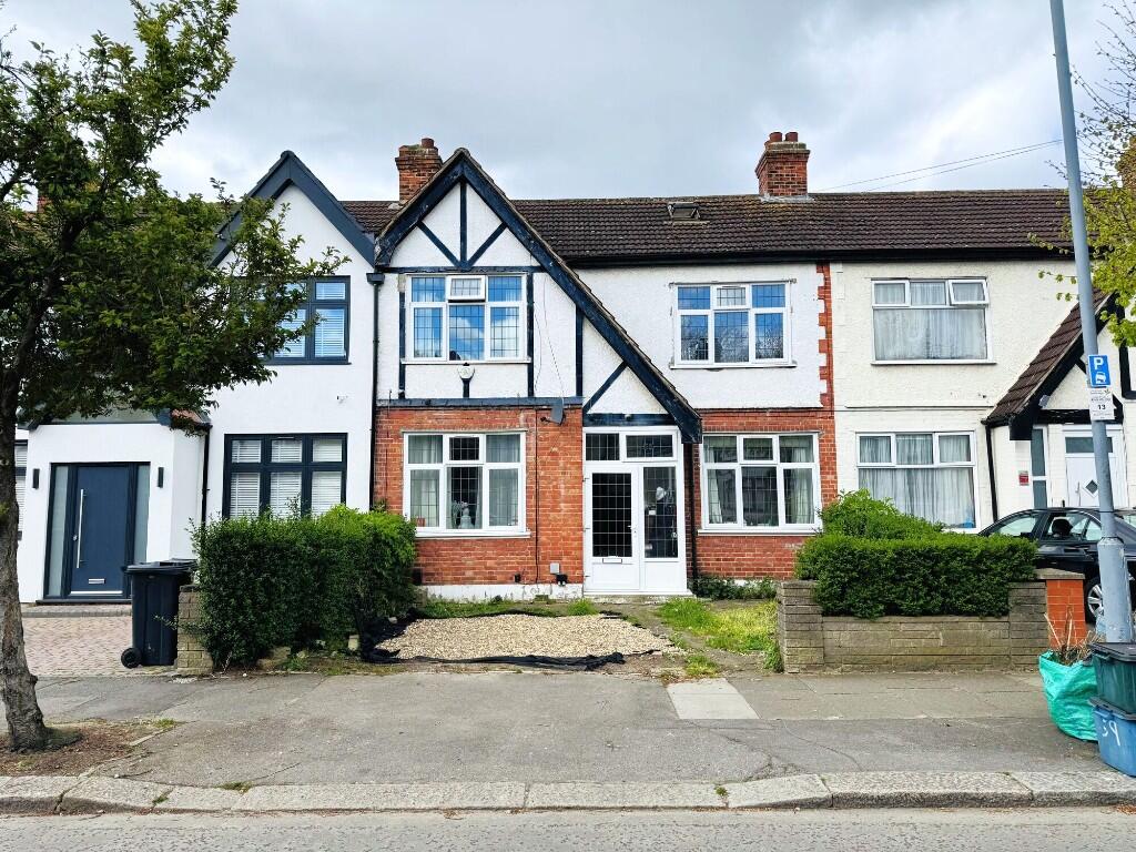 Main image of property: Babbacombe Gardens, Ilford, IG4
