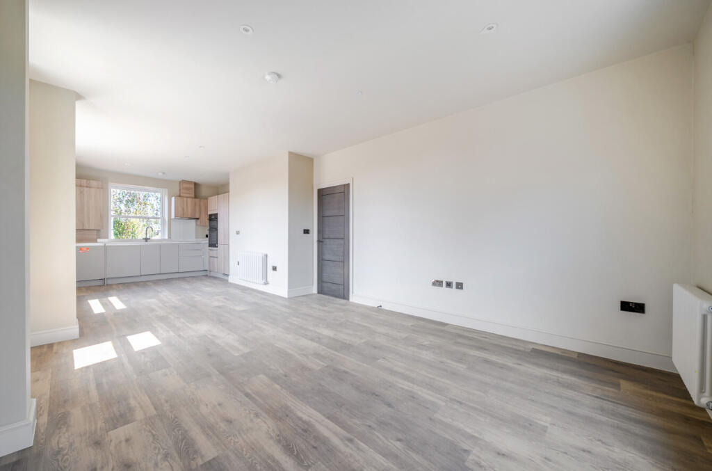 Apartment in Portsmouth - View 3