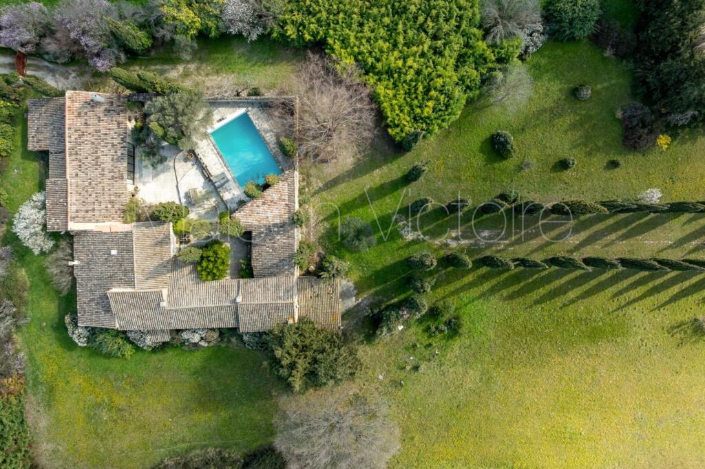 Main image of property: France