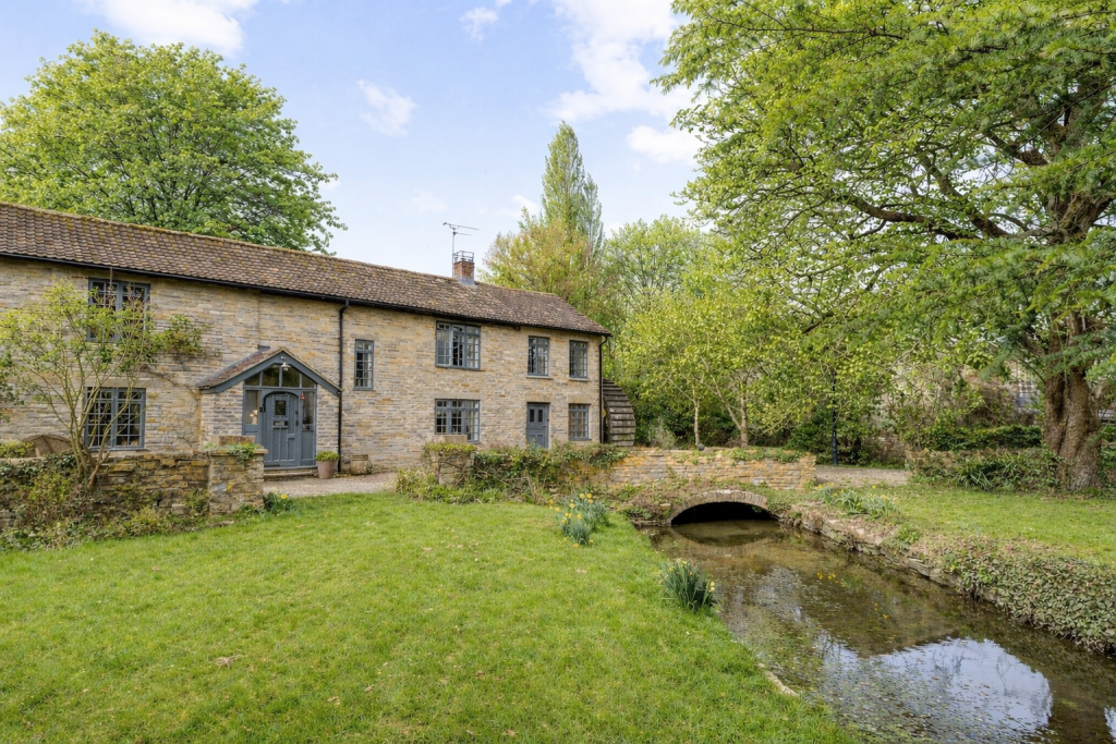Main image of property: Knole, Langport