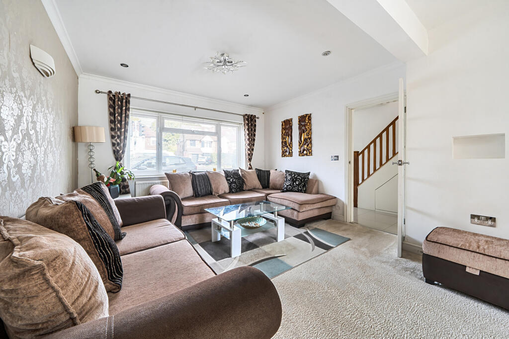 House in High Wycombe, Booker - View 2