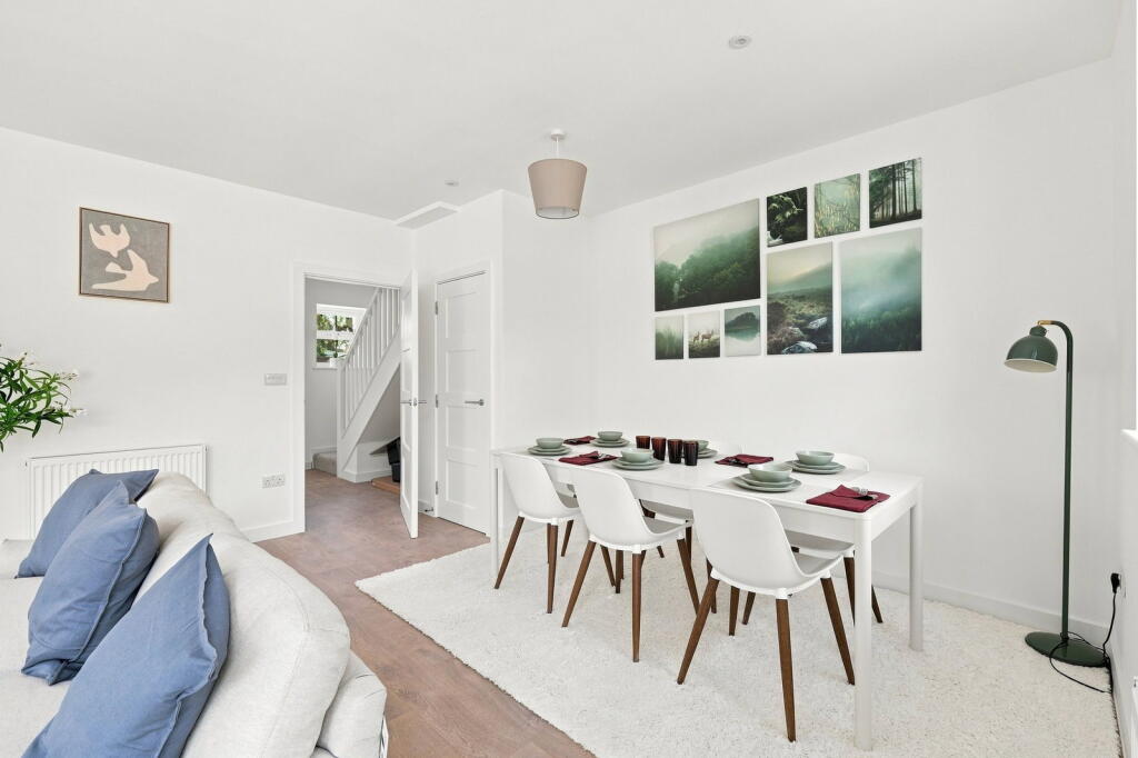 House in Redhill - More