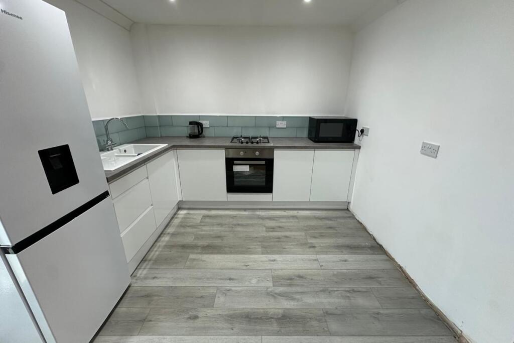 Old Vicarage, Westhoughton, BL5 2EG - Widok 6