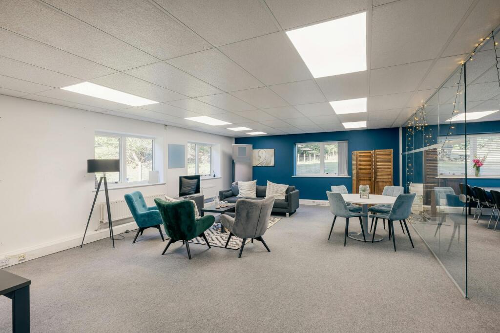(2026-09-23)_Vantage House_(Rightmove)-11.jpg