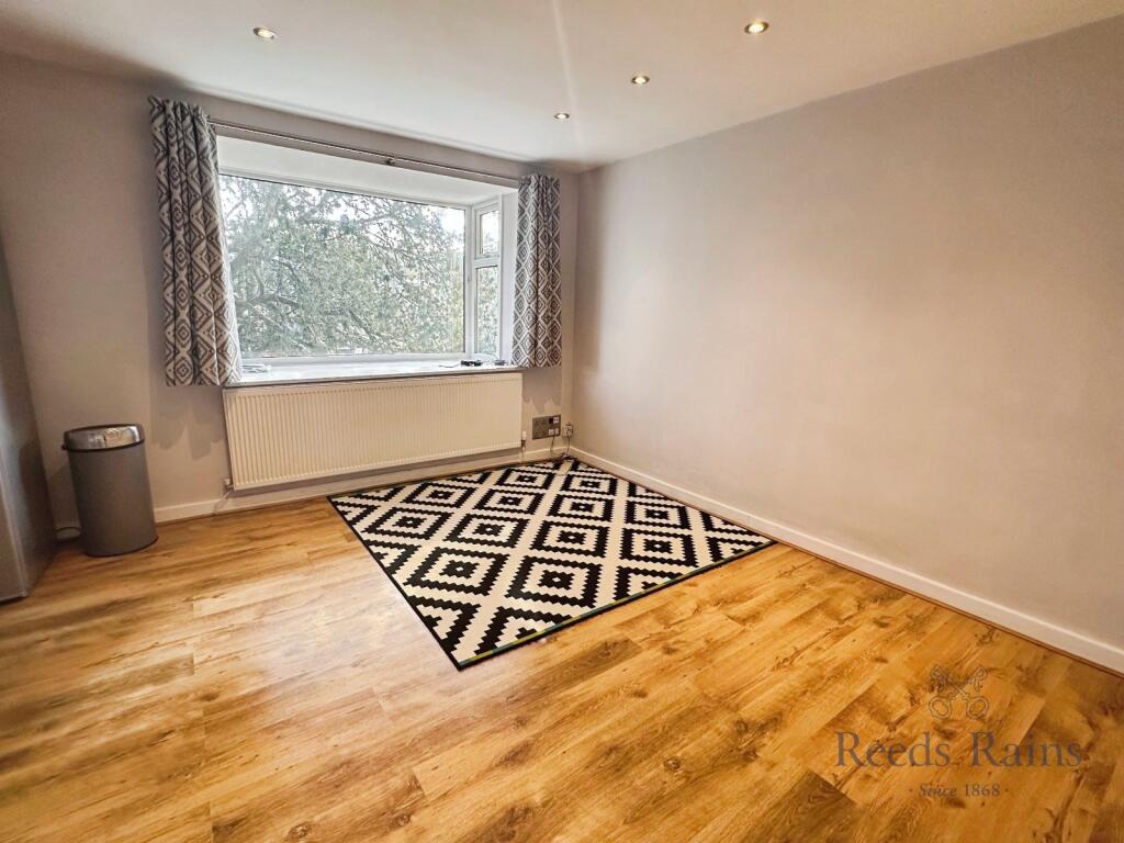 Apartment in Alderley Edge, Cheshire East - View 4