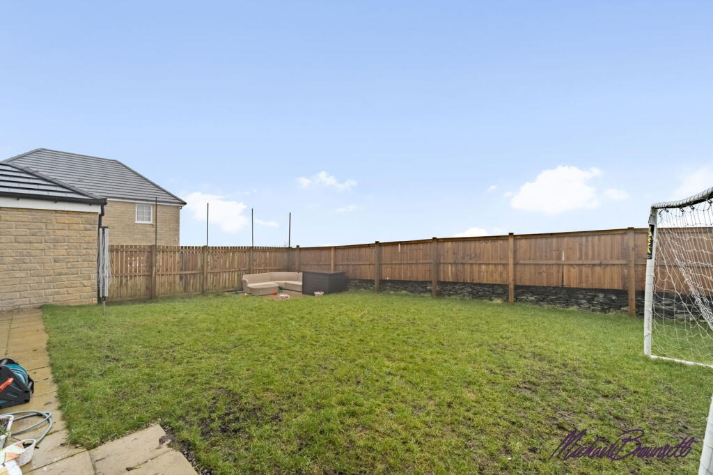 Additional image 24 of Viaduct View, Clayton, Bradford, BD14 6FQ