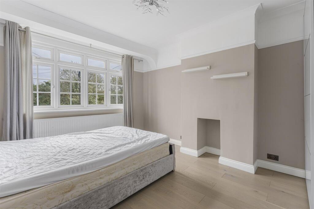 House in London - More