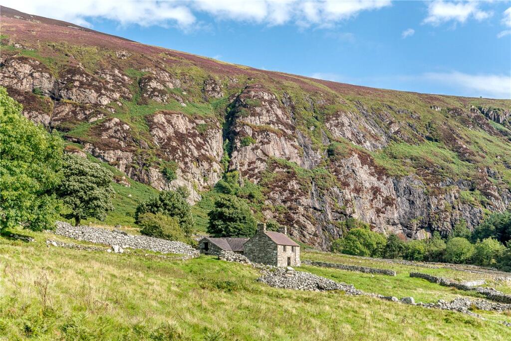 Main image of property: Llithfaen, Pwllheli, Gwynedd, LL53