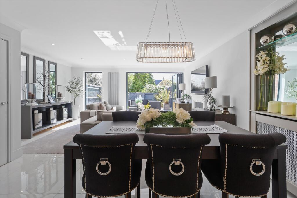 Main image of property: Pendenza, Stoke Road, Cobham, Surrey, KT11