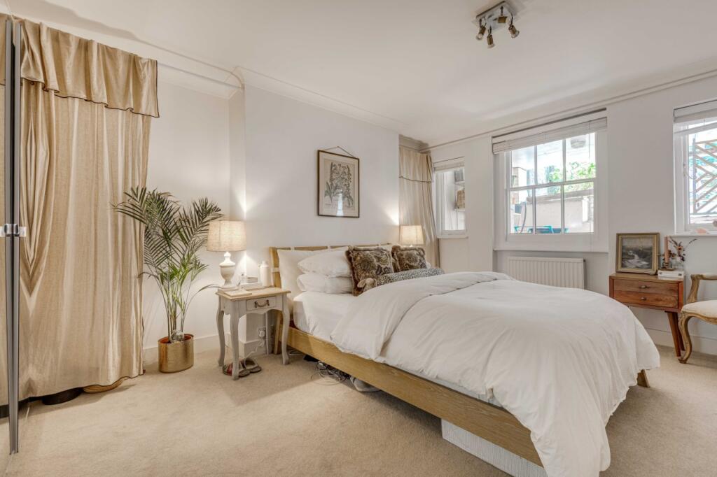 Apartment in Twickenham - More