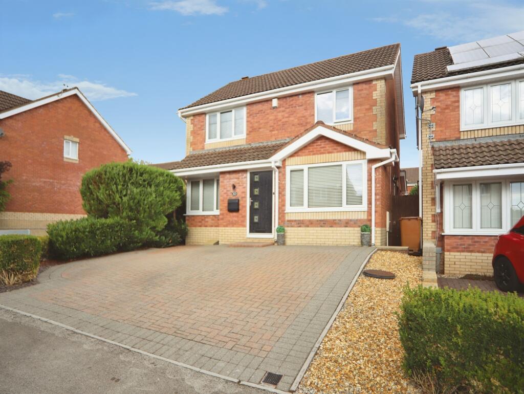 Main image of property: Clos Cwm Garw, Caerphilly