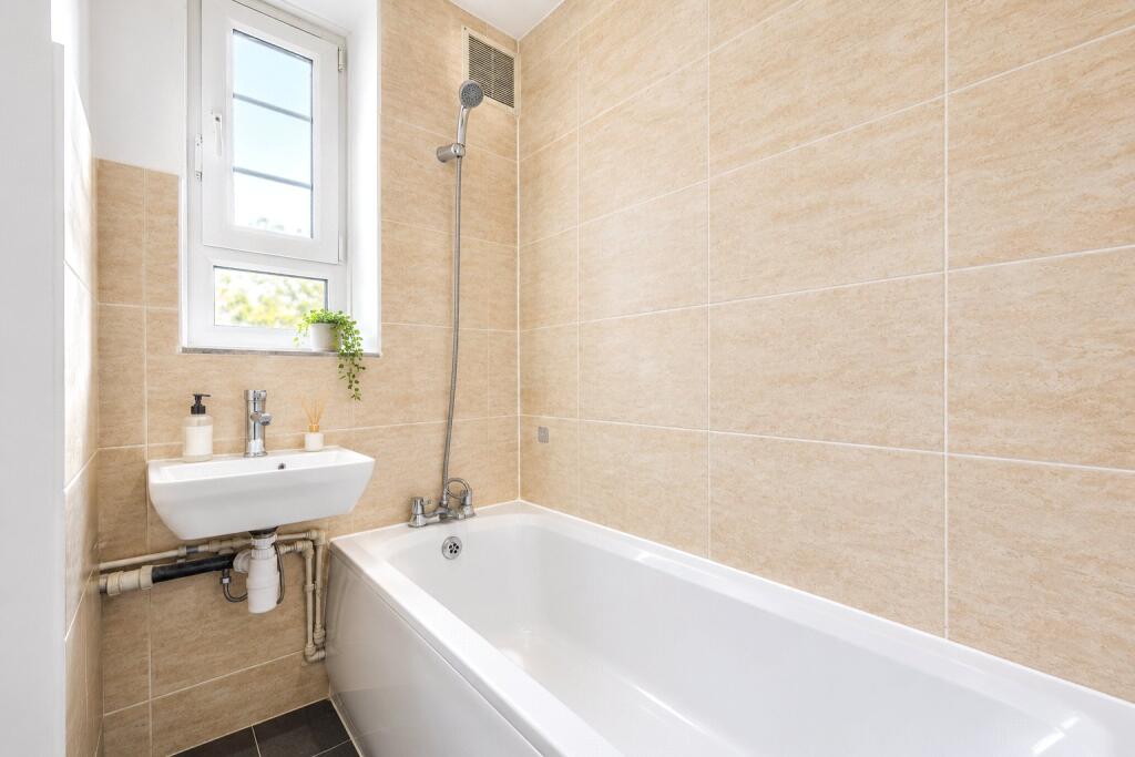 Apartment in London, East Dulwich - More