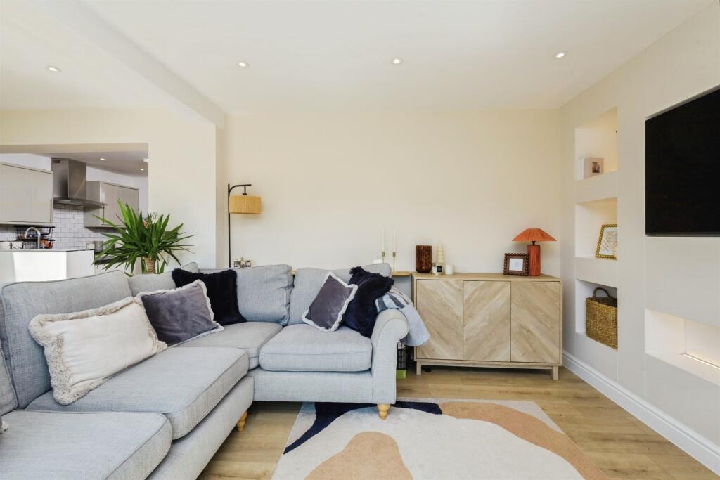 House in Brighton - View 3