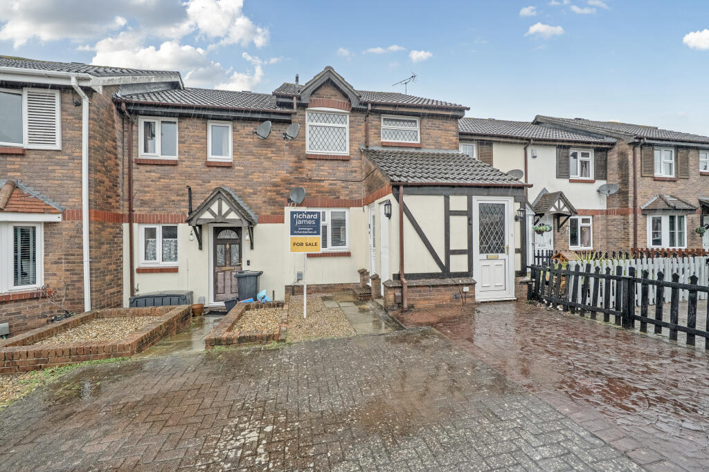 Main image of property: Fenland Close, Middleleaze, Swindon, SN5 5GG