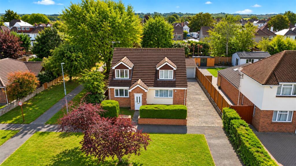 Main image of property: Windsor Road, Swindon, Lawns/Old Town, SN3