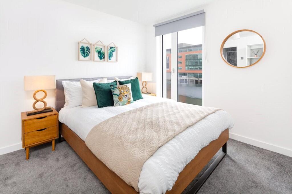 2 bedroom penthouse for rent