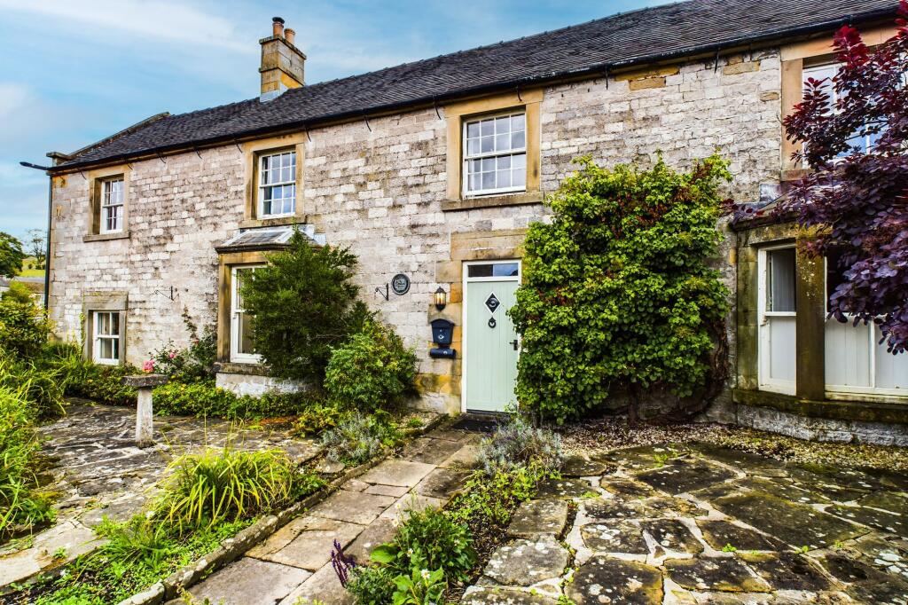 Main image of property: Market Place, Hartington, SK17