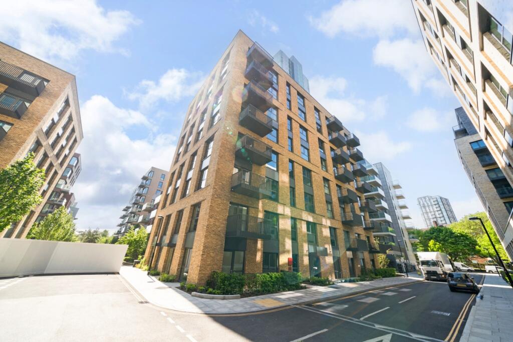 Main image of property: Damsel Grove London N4