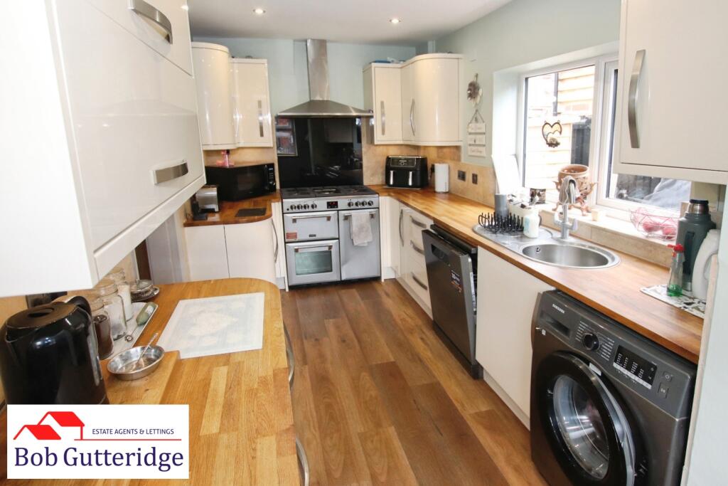 House in Stoke-on-Trent - View 5