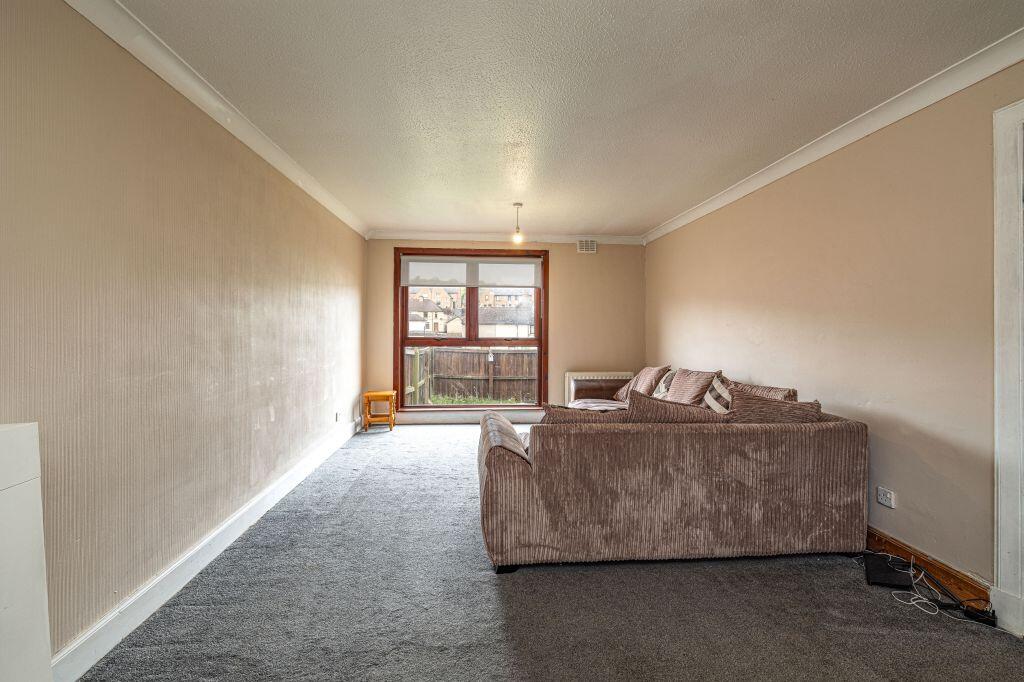 29 Hartrigge Crescent, Jedburgh, TD8 6HT photo 2