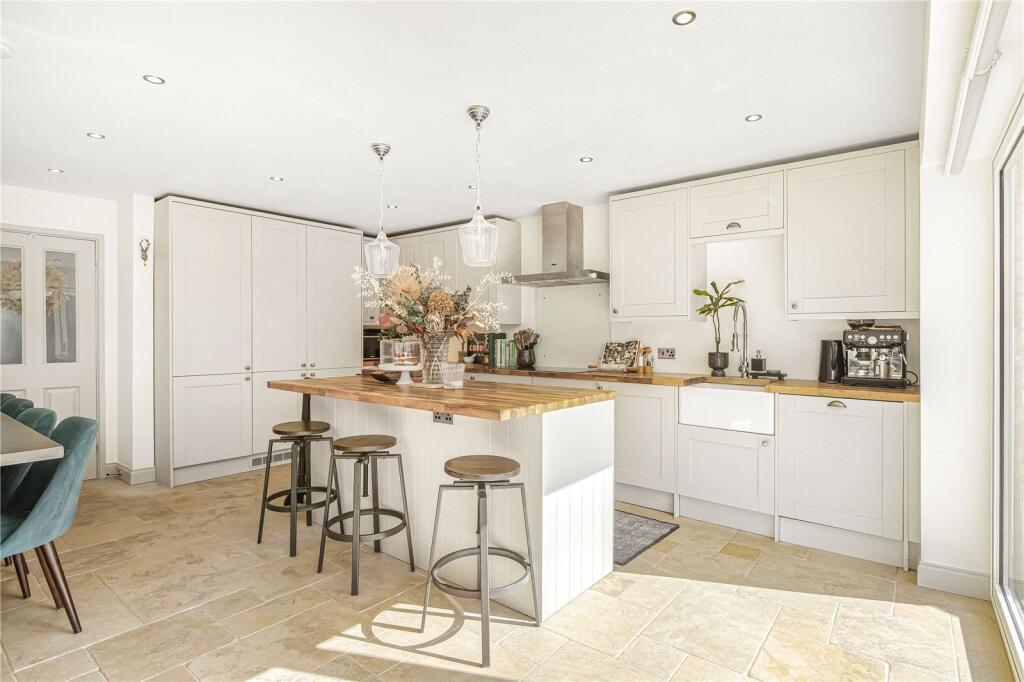 13, Denny End Road, Waterbeach, Cambridge, Cambridgeshire photo 3