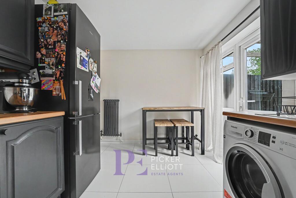 House in Hinckley and Bosworth, Tilton, Burbage - More