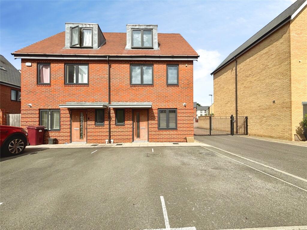 Main image of property: Ruston Close, Reading, Berkshire