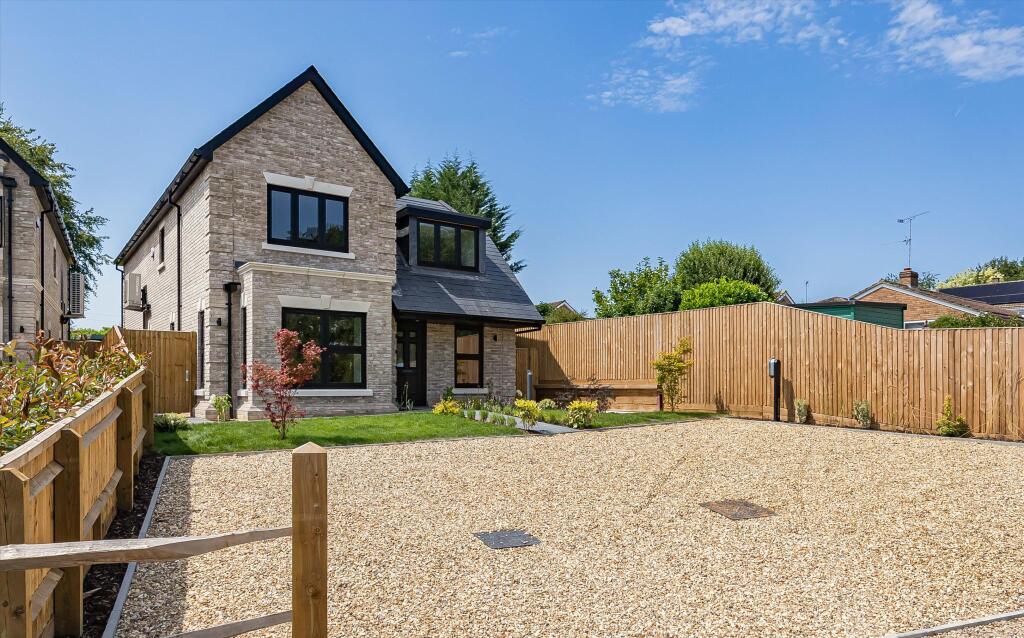 Main image of property: Peppard Road, Sonning Common, Reading, Oxfordshire RG4