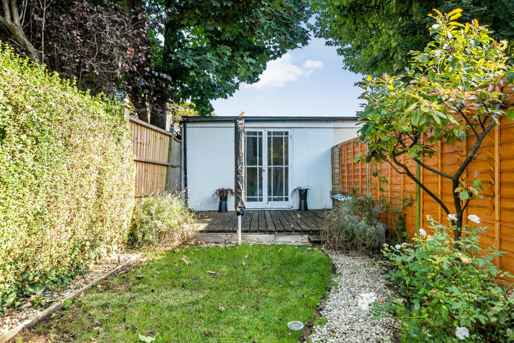 House in Portsmouth - View 3