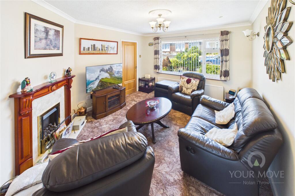 Derwent Crescent, Kettering, Northamptonshire, NN16 photo 2