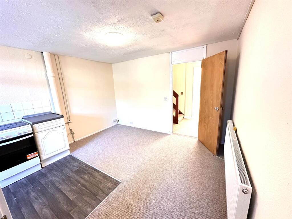 House in London, Cowley - View 3