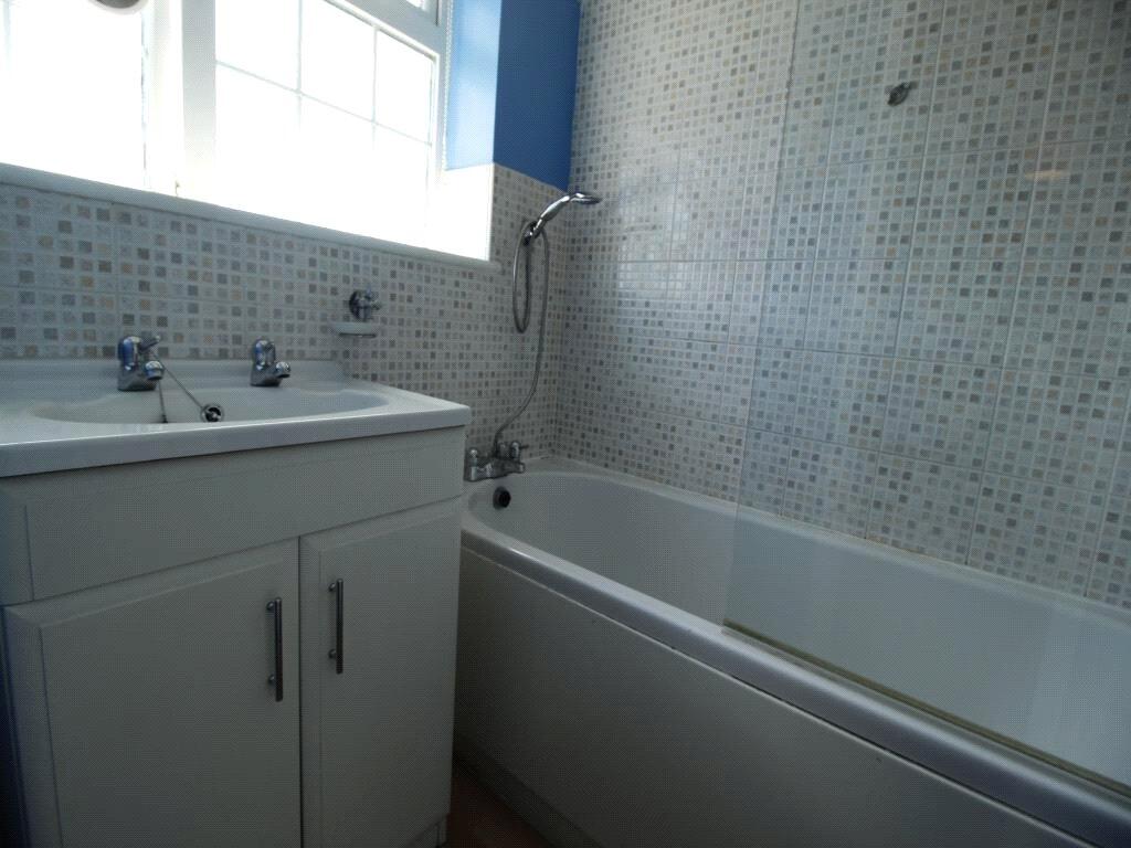 House in Twickenham - View 5