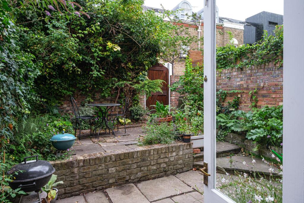 House in London - More