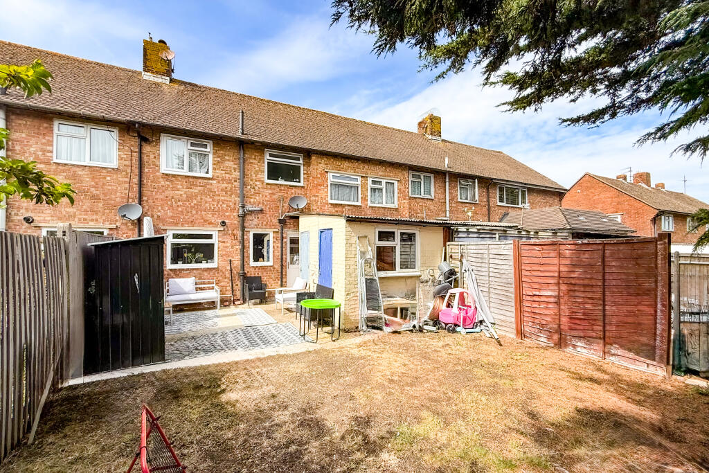 House in Brighton - More
