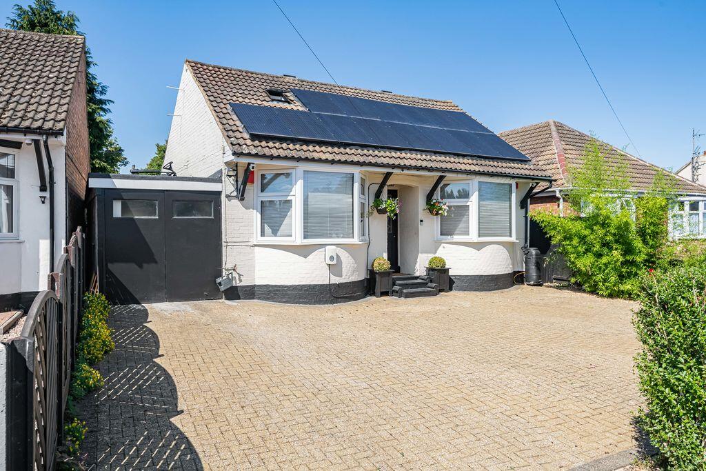 Main image of property: Stoke Road, Bletchley, Milton Keynes