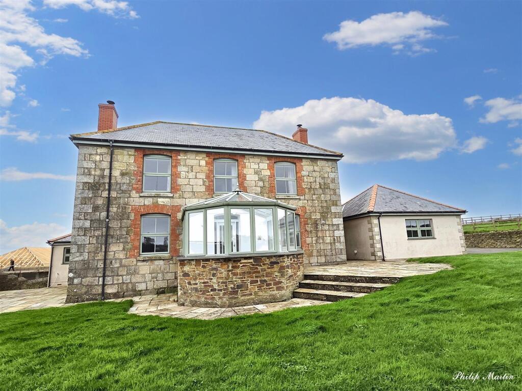 Main image of property: Tregony, Truro